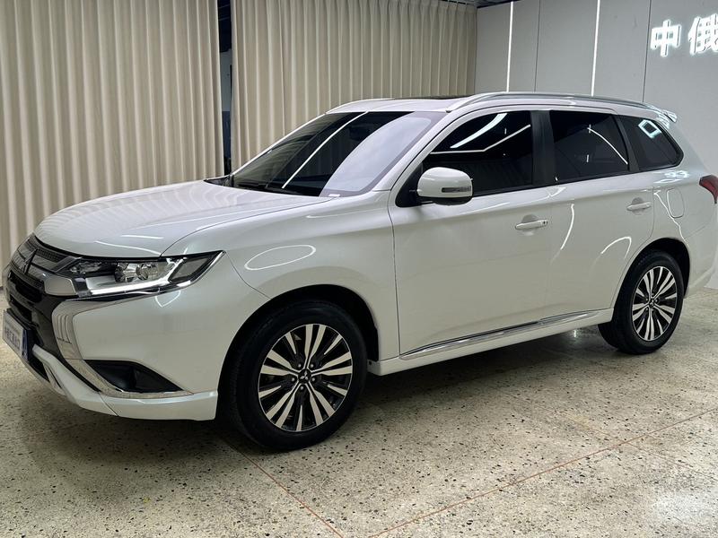 Mitsubishi Outlander, 2022 — купить в Казани под ключ