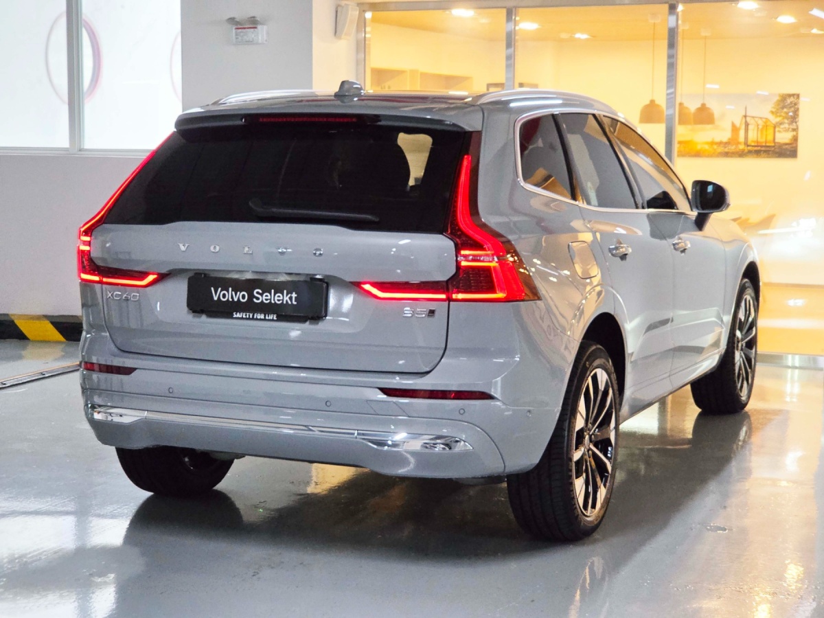Volvo XC60, 2026 — фото 2 из 12