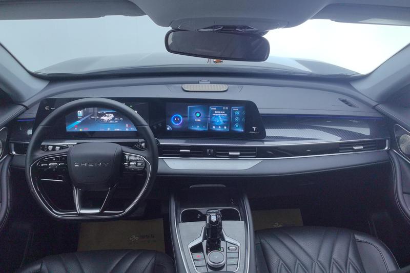 Chery Tiggo 7 Plus Hybrid, 2023 — фото 8 из 12