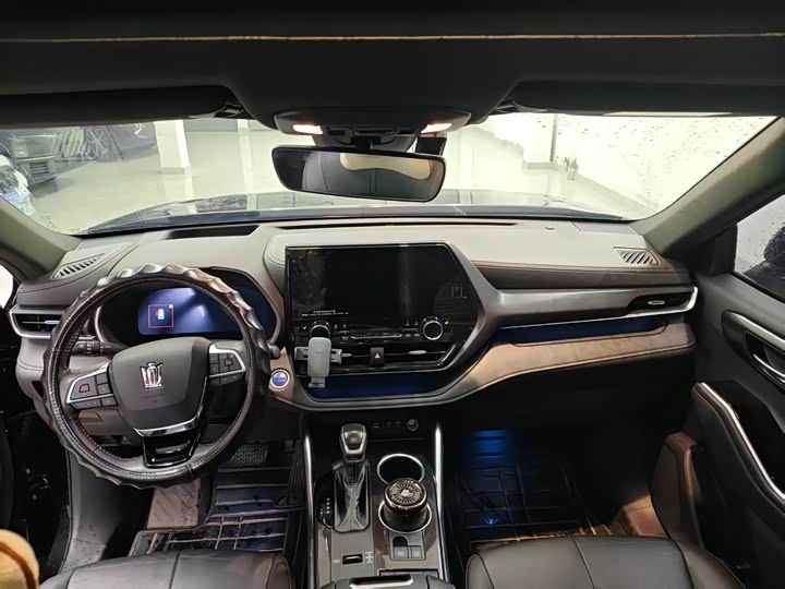 Toyota Crown Kluger, 2022 — фото 5 из 9