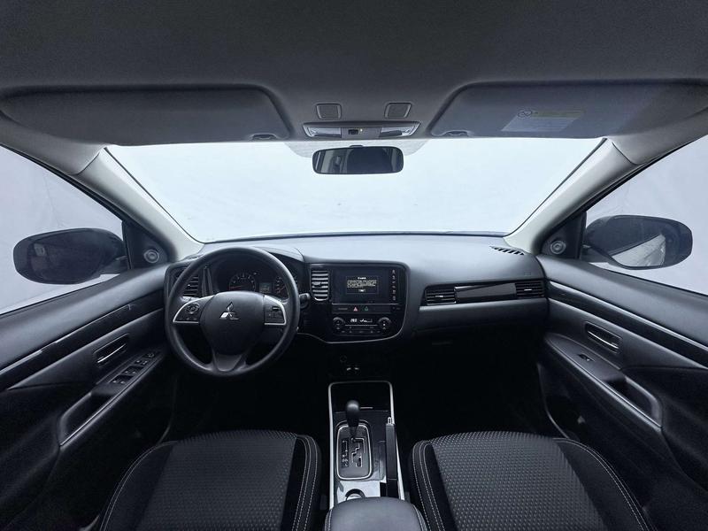 Mitsubishi Outlander, 2021 — фото 10 из 12