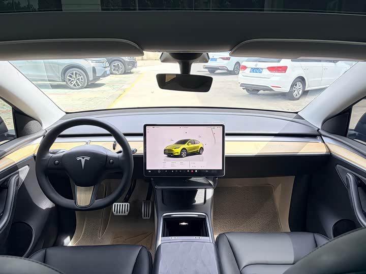 Tesla Model Y, 2022 — фото 8 из 9