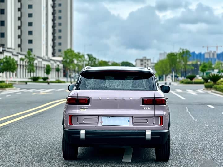 Geely Icon, 2024 — фото 4 из 9