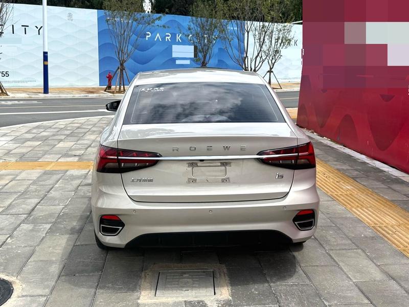 Roewe i5, 2021 — фото 5 из 10