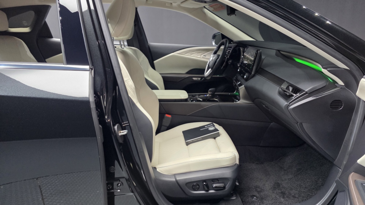 Lexus RX, 2024 — фото 11 из 12