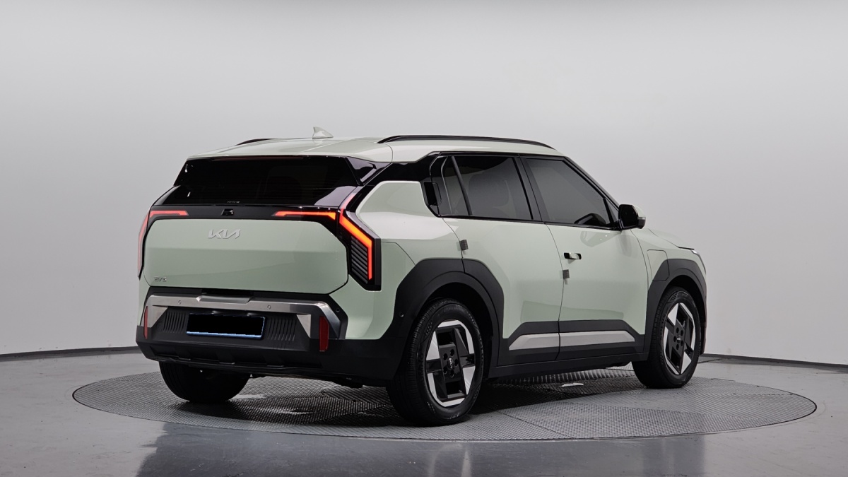Kia EV3, 2025 — фото 2 из 12