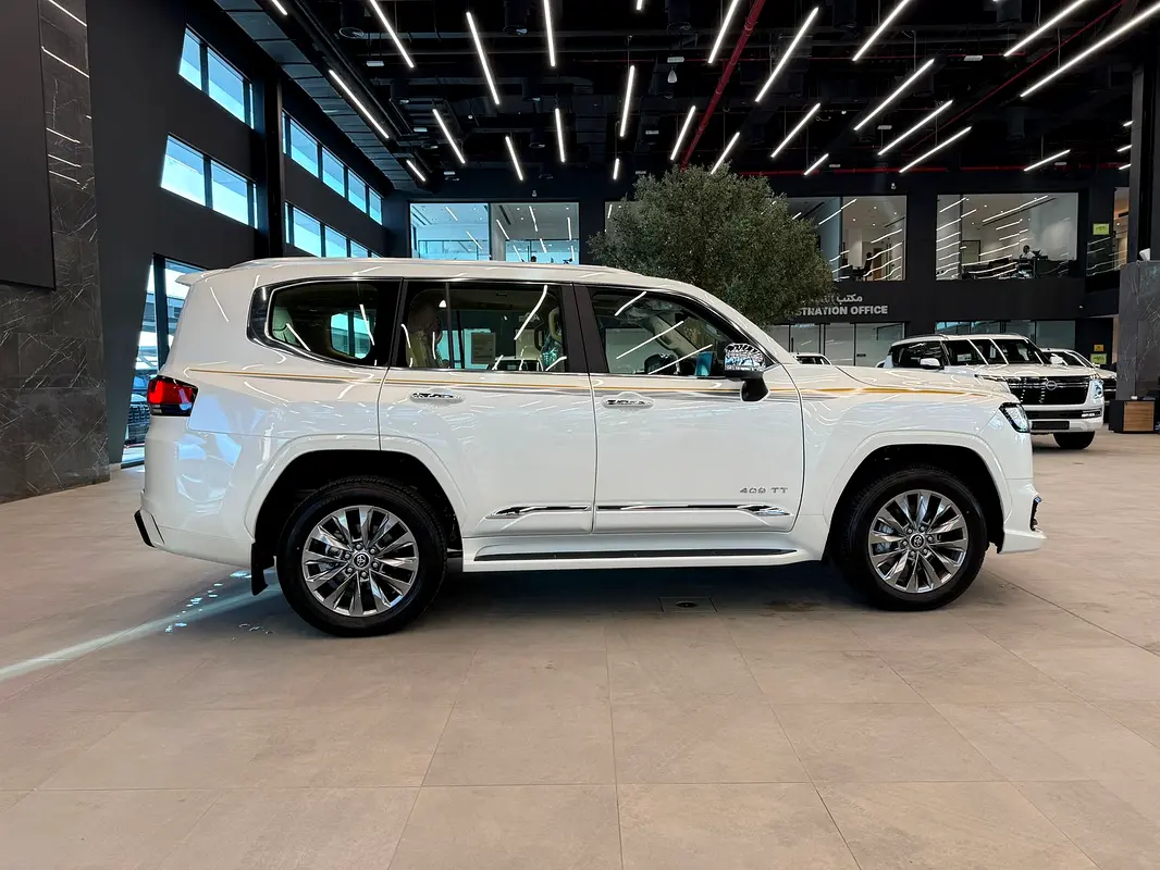 Toyota Land Cruiser, 2026 — фото 4 из 9