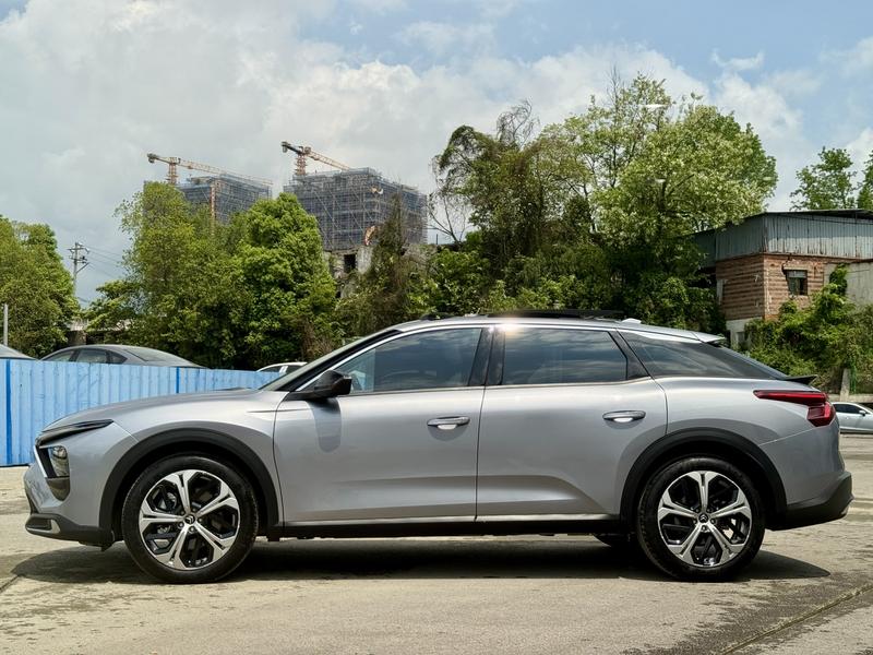 Citroen C5 X, 2022 — фото 4 из 12