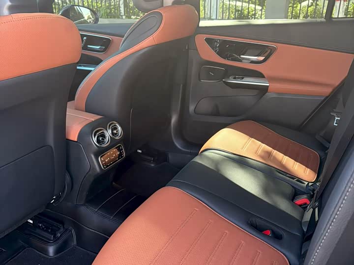 Mercedes-Benz GLC-Class, 2023 — фото 5 из 9