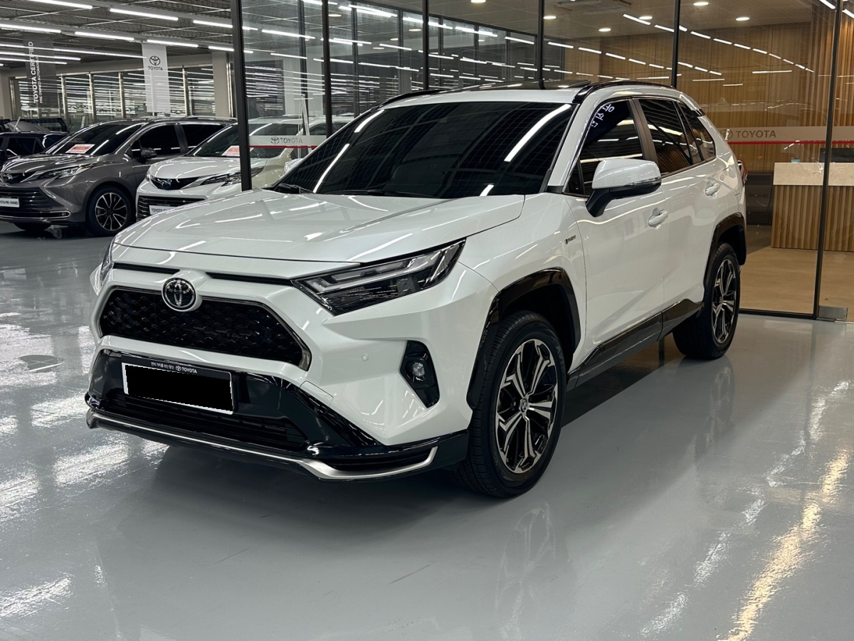 Toyota RAV4, 2025 — купить в Калуге под ключ