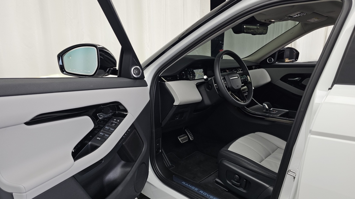 Land Rover Range Rover Evoque, 2025 — фото 10 из 12