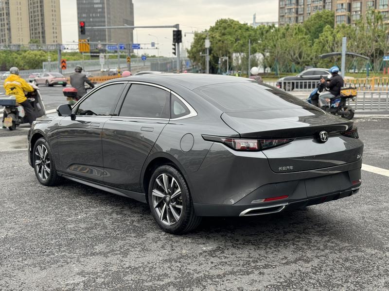 Changan Eado Plus, 2024 — фото 5 из 12
