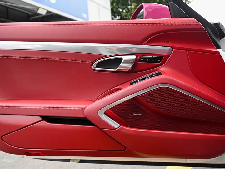Porsche 718, 2024 — фото 7 из 9