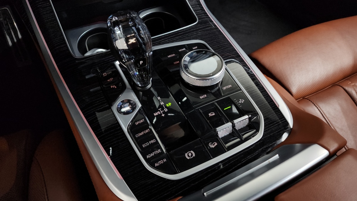 BMW X7, 2021 — фото 8 из 12
