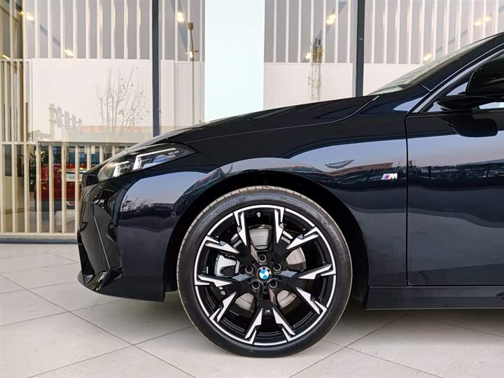 BMW 2 Series, 2025 — фото 6 из 9