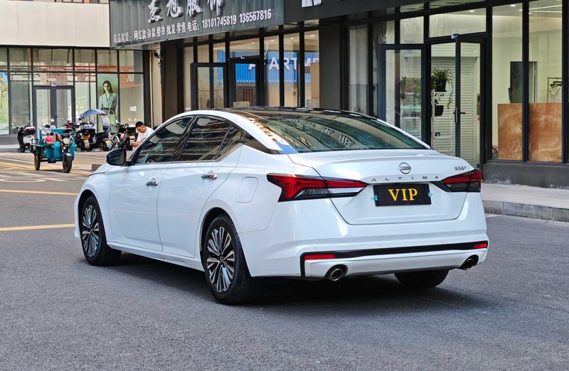 Nissan Teana, 2023 — фото 4 из 10