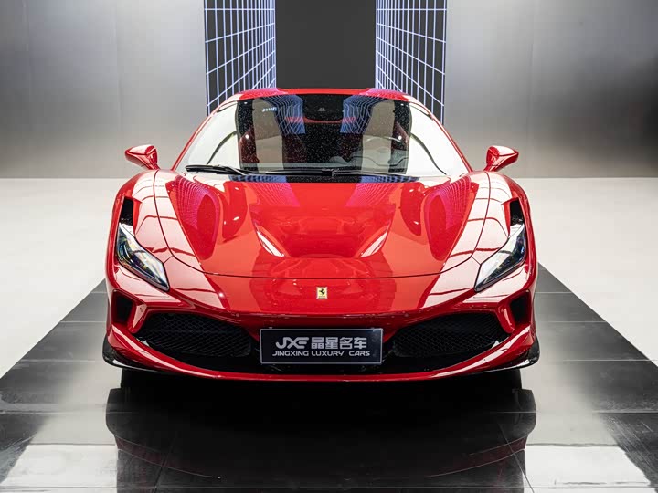 Ferrari F8, 2022 — фото 2 из 9