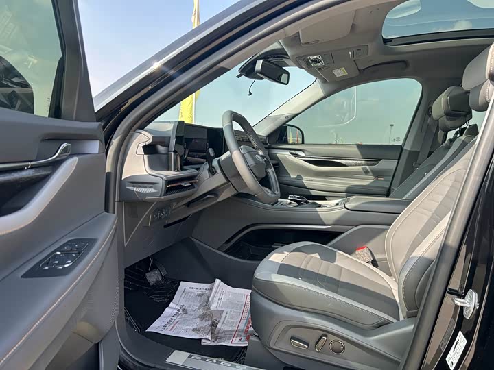 Ford Edge, 2024 — фото 9 из 12
