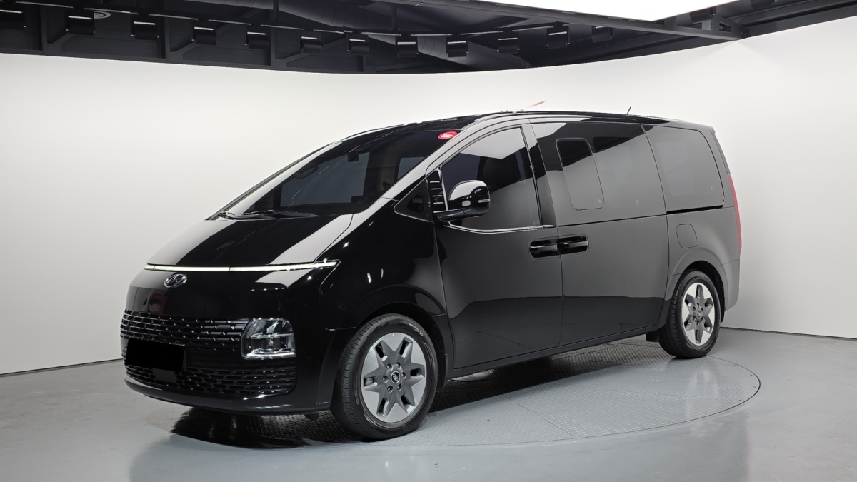 Hyundai Staria, 2023 — купить в Ульяновске под ключ