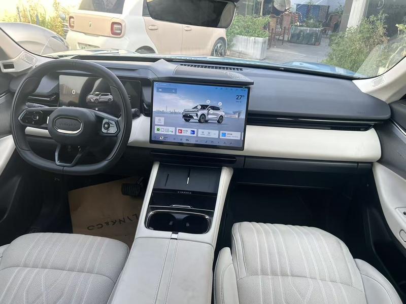 Lynk & Co 08 EM-P Hybrid, 2025 — фото 8 из 12