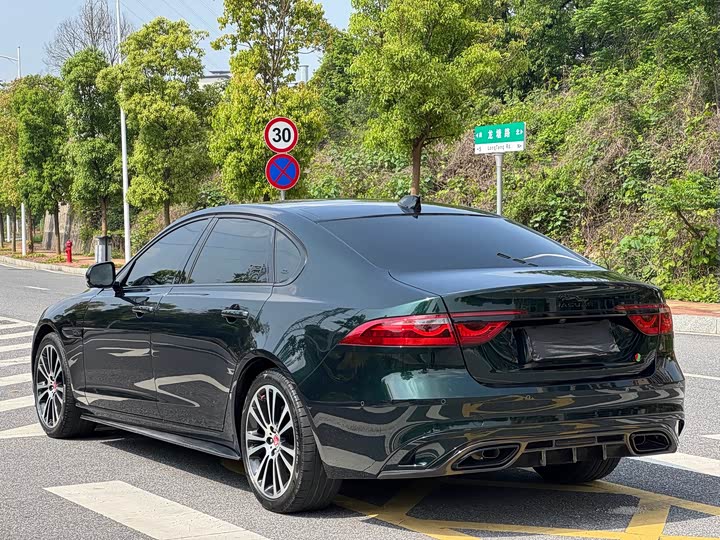 Jaguar XF L, 2024 — фото 4 из 9