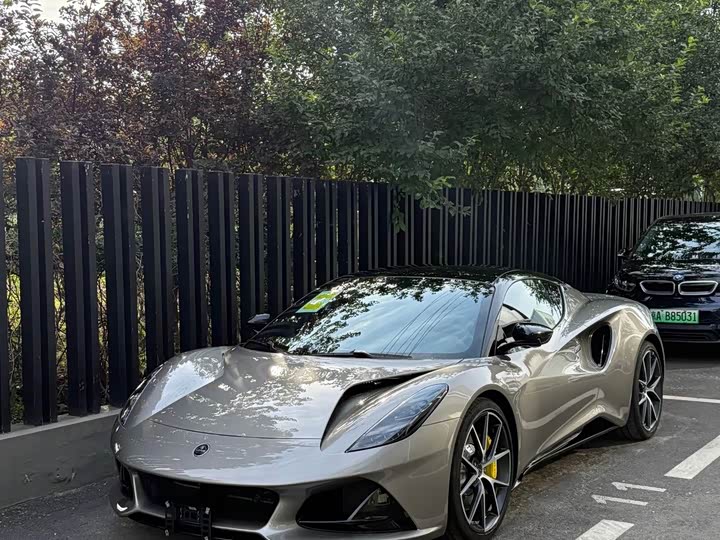 Lotus Emira, 2023 — купить в Туле под ключ