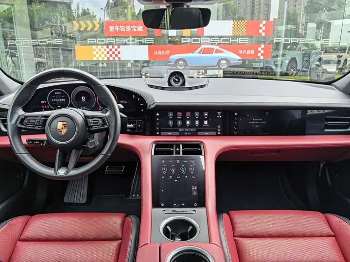 Porsche Taycan, 2025 — фото 4 из 9