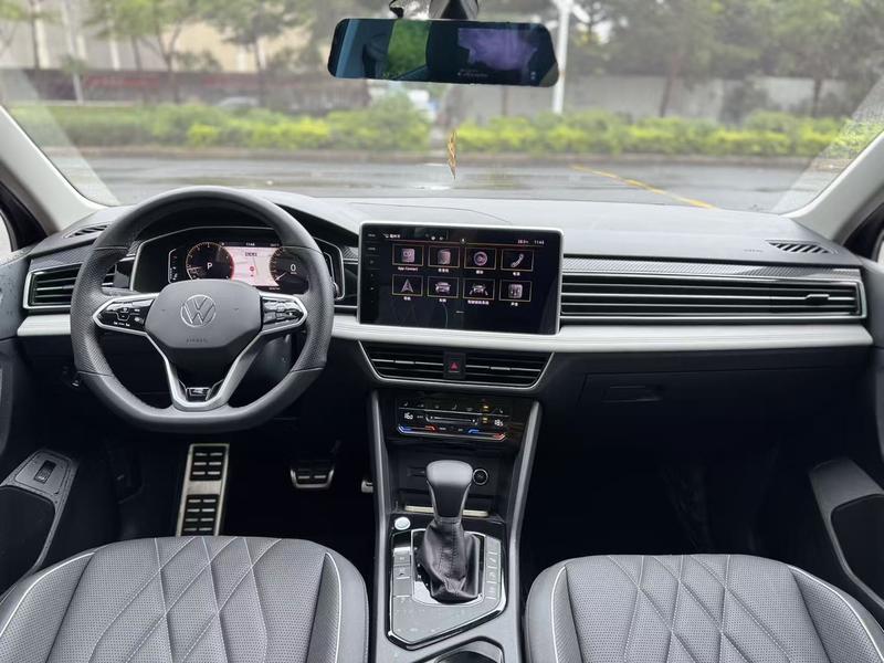 Volkswagen Tiguan L Pro, 2022 — фото 6 из 10