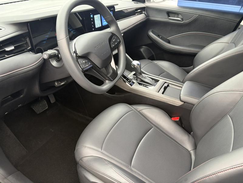 Roewe i5, 2024 — фото 8 из 10