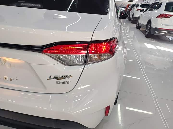 Toyota Levin, 2024 — фото 8 из 9
