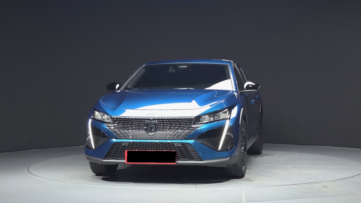 Peugeot 408, 2023 — фото 3 из 12