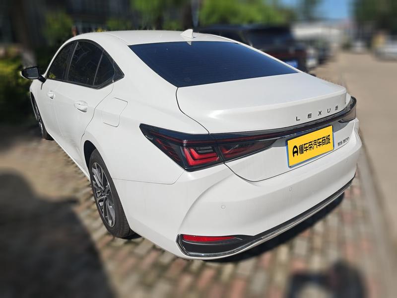 Lexus ES, 2025 — фото 6 из 12