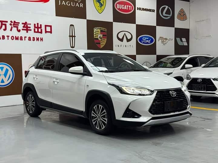 Toyota Yaris L Hatchback, 2022 — фото 3 из 9