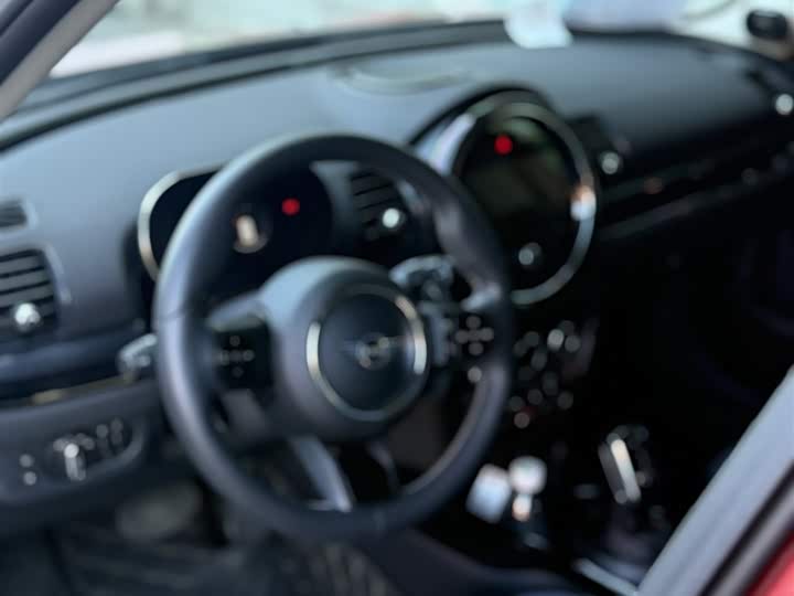 Mini Clubman, 2022 — фото 11 из 12