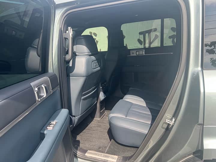 BYD FangChengBao Titanium 7 (Tai 7), 2025 — фото 5 из 9