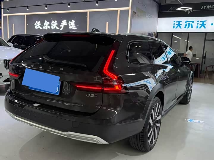 Volvo V90, 2024 — фото 4 из 9