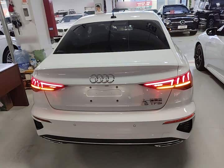 Audi A3, 2023 — фото 6 из 9