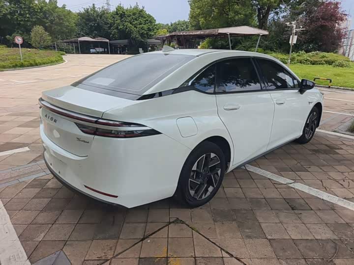 GAC Aion S Plus, 2024 — фото 7 из 9