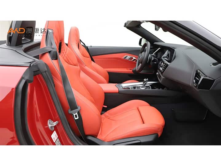 BMW Z4, 2023 — фото 8 из 9