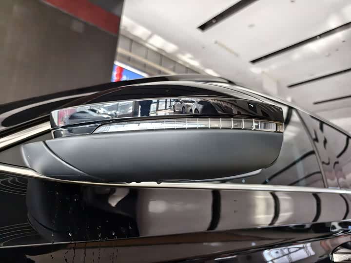 Skoda Superb, 2023 — фото 6 из 9