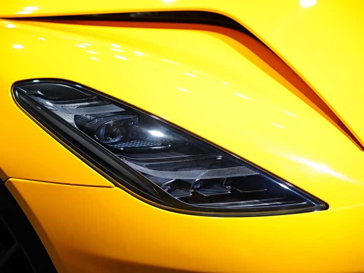 Lotus Emira, 2023 — фото 6 из 9