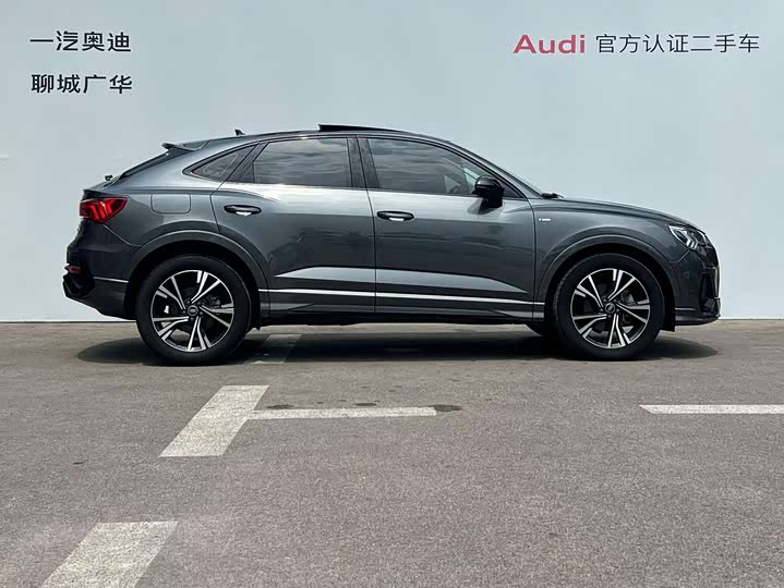 Audi Q3 Sportback, 2022 — фото 3 из 9