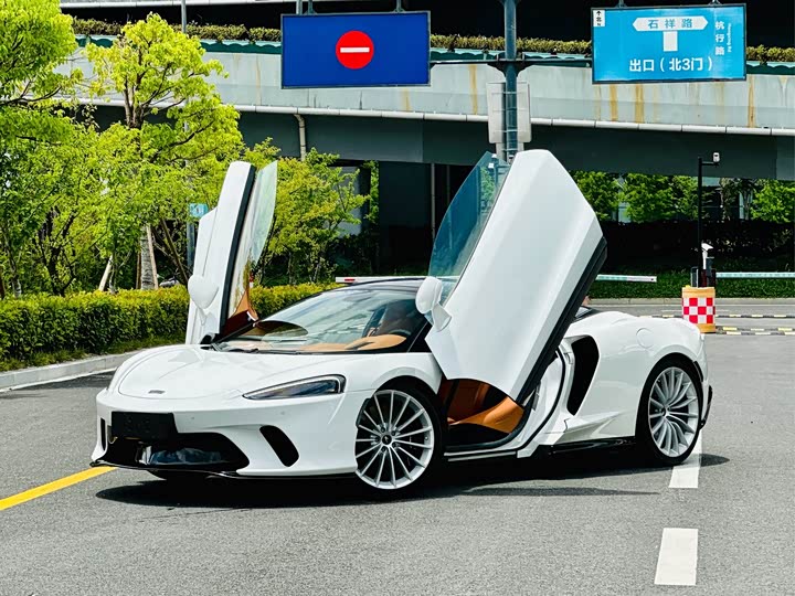 McLaren GT, 2023 — купить в Перми под ключ