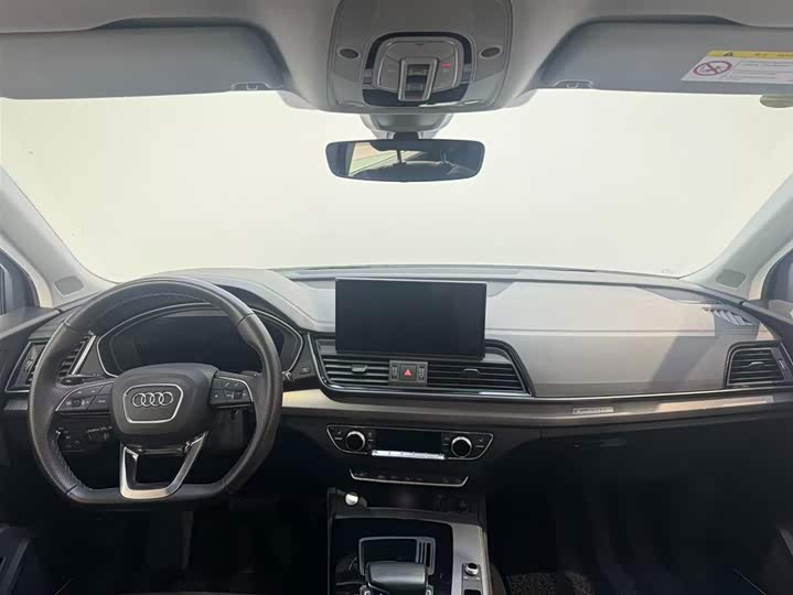 Audi Q5L, 2022 — фото 7 из 9