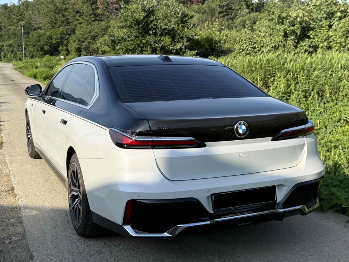 BMW 7 Series, 2022 — фото 6 из 12