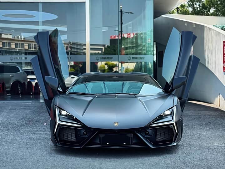 Lamborghini Revuelto, 2024 — фото 5 из 9