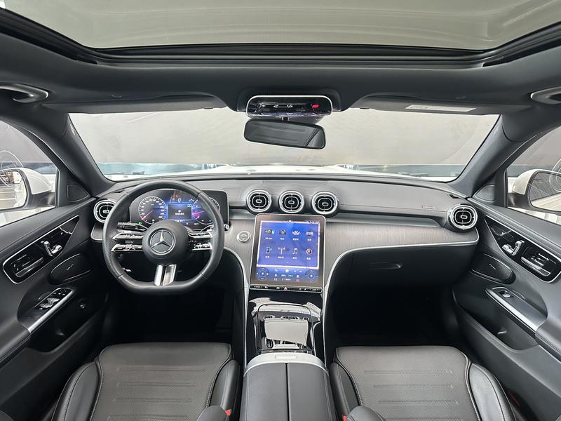 Mercedes-Benz C-Class, 2023 — фото 6 из 10