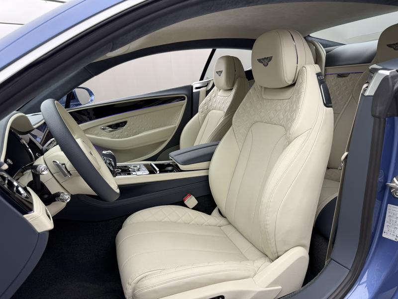 Bentley Continental GT, 2022 — фото 9 из 11