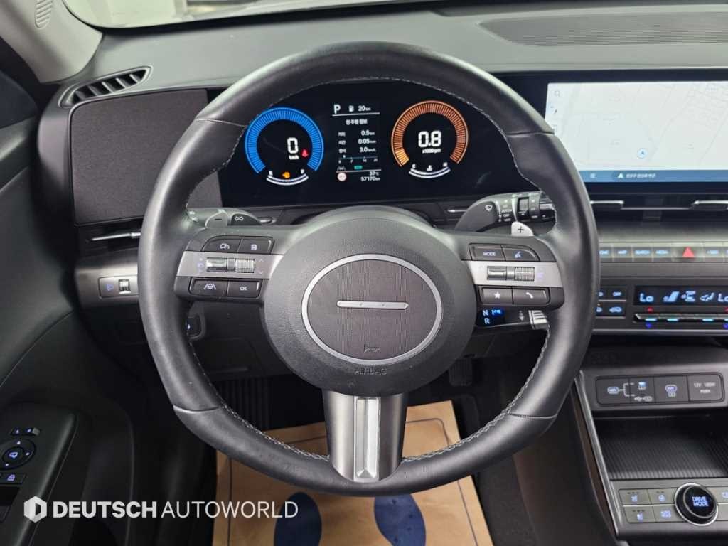 Hyundai Kona, 2023 — фото 12 из 12