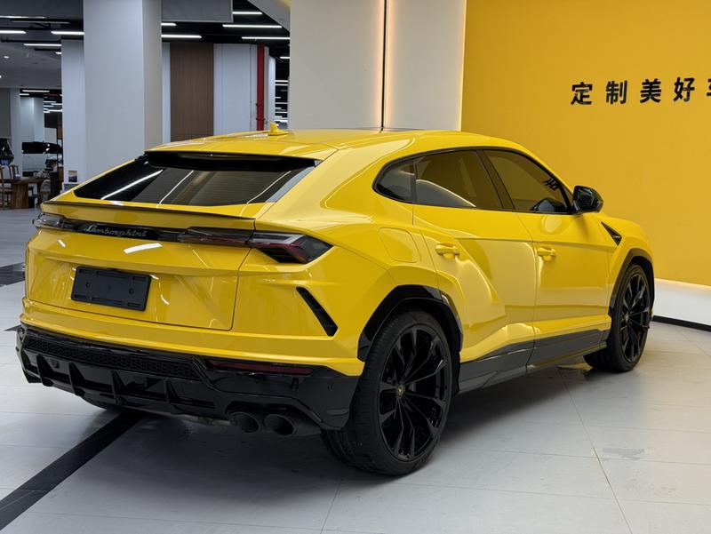 Lamborghini Urus, 2023 — фото 6 из 12